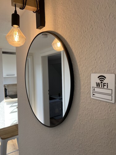 Stilvolle Wohnung mit eigenen Stellplatz und Küche