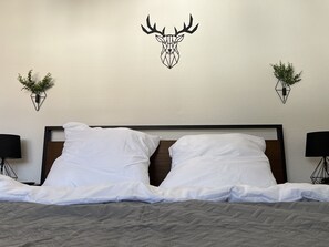 2 chambres, lit parapluie, Wi-Fi gratuit, draps fournis
