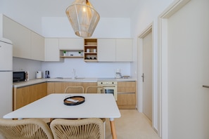 Fridge, microwave, oven, dishwasher