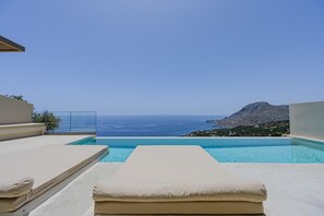 Pool - Pyrgos Exquisite villa 4 ,private pool,South Crete (Plakias)