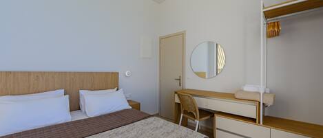 In-room safe, iron/ironing board, free WiFi, bed sheets