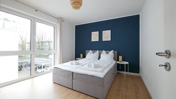 2 bedrooms, iron/ironing board, free WiFi, bed sheets