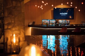 2 bars/lounges, sports bar - Swissôtel Damian Jasna (Demanovska Dolina)
