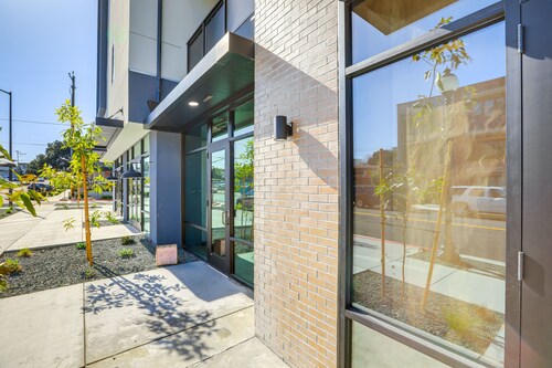 Chic San Luis Obispo Condo Near Hiking & Beaches!