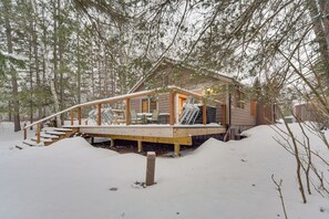 Exterior - Waterfront Duluth Cabin w/ Deck & River View! (Duluth)