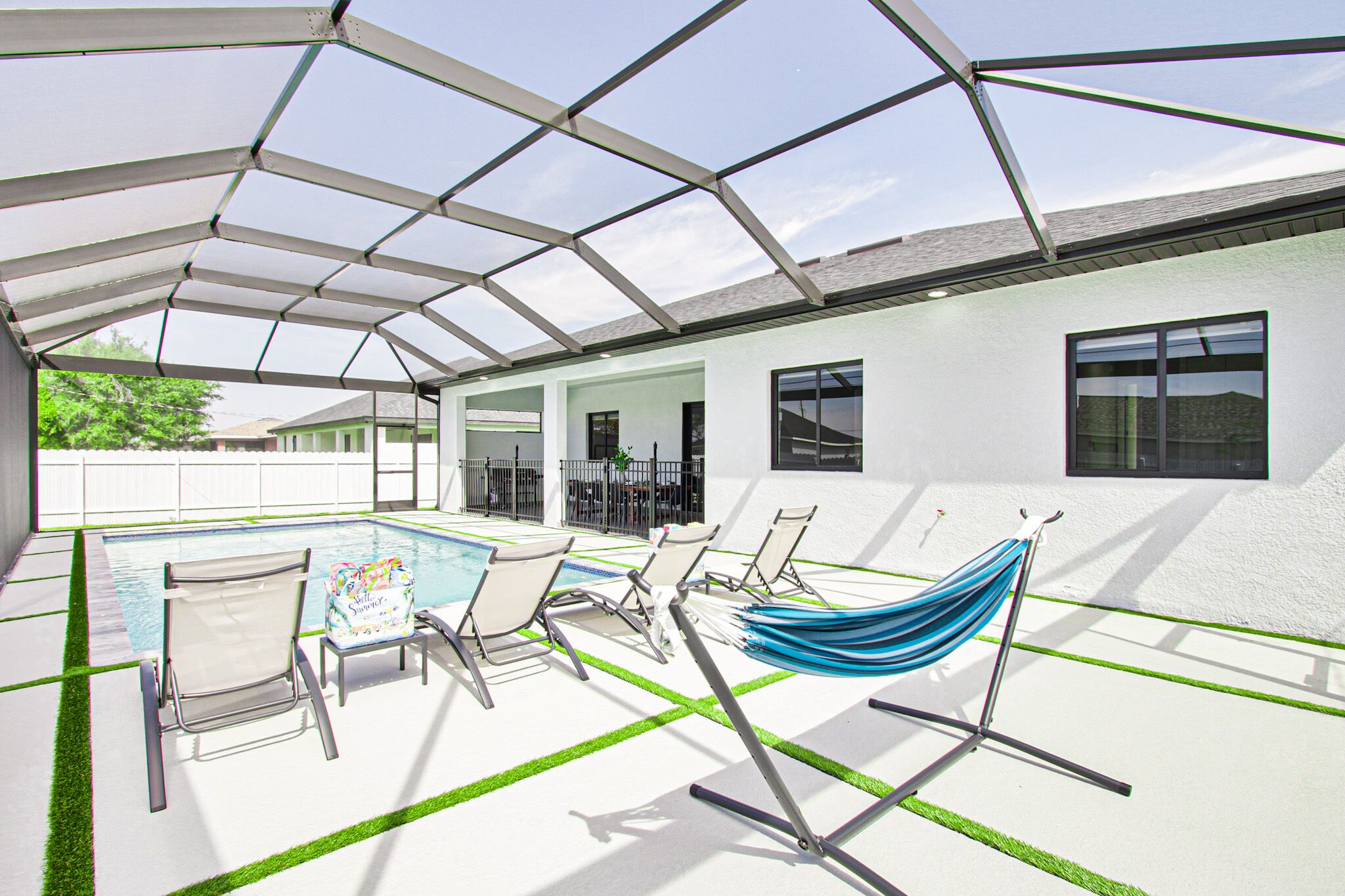 Heated Pool-Game Room-Fast WiFi-Private Office-Monthly Rental Discount