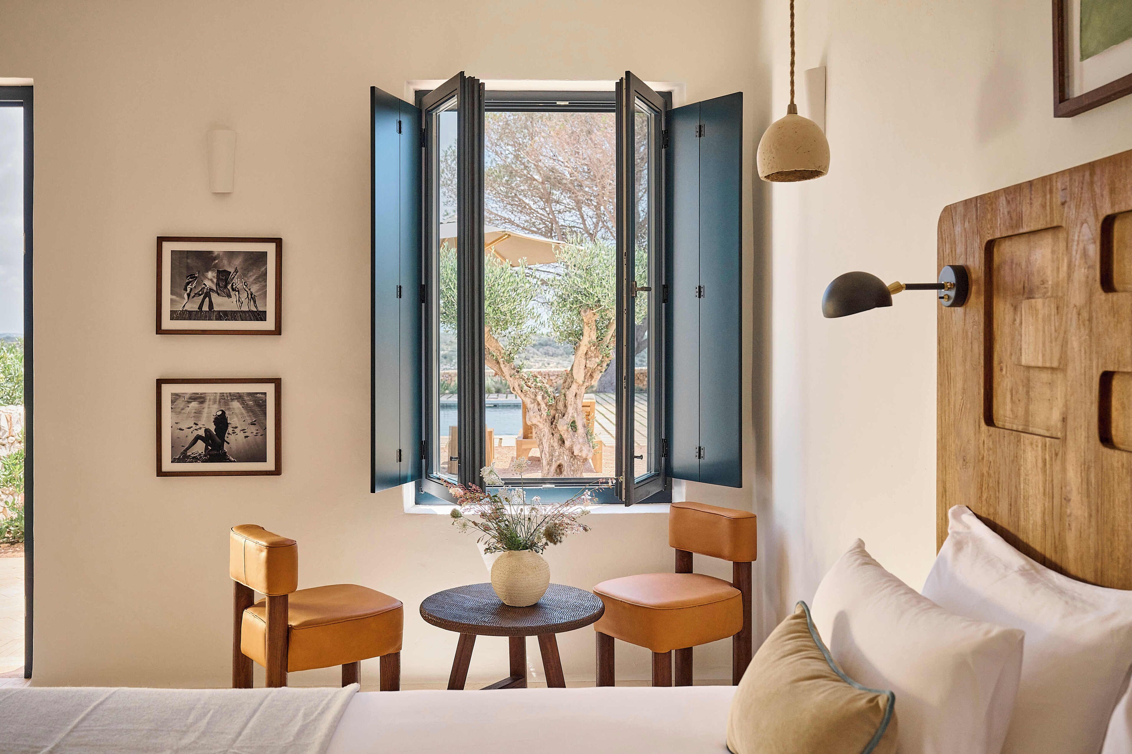 Suite, Private Pool (Historic) | Living area