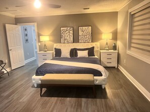 3 bedrooms, desk, iron/ironing board, travel cot