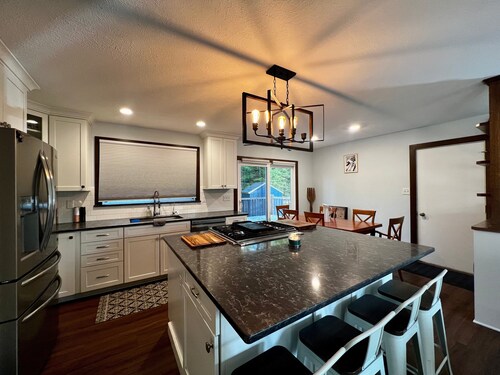 4BDR Long Lake Peninsula Home 7967