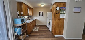 Fridge, microwave, oven, stovetop - Relax and unwind in this colorful home close to hospitals and colleges! (Fort Wayne)