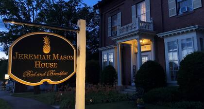 Picturesque bed and breakfast, nestled in the foothills of the white mountains.