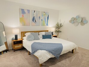 3 bedrooms, iron/ironing board, WiFi, bed sheets