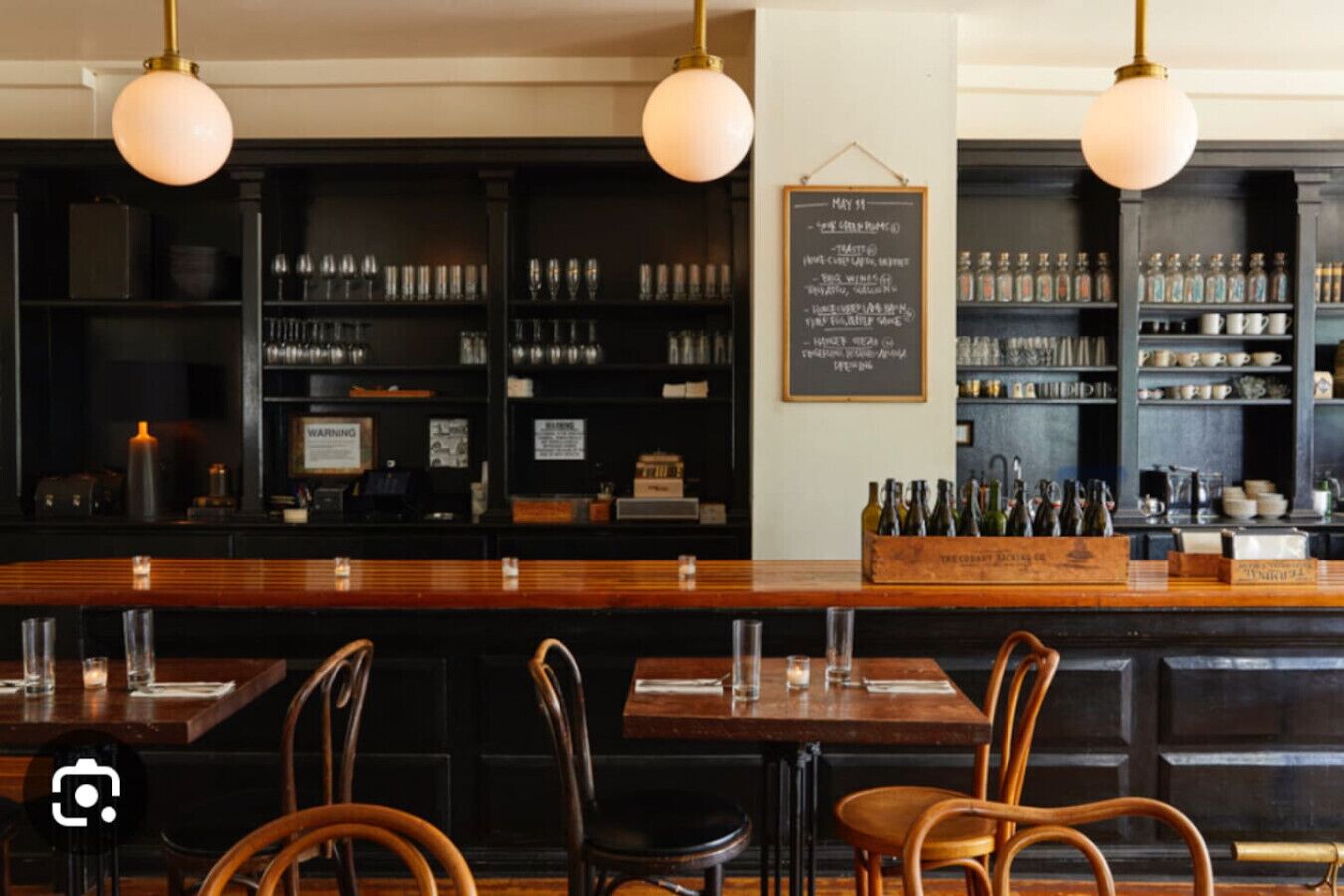 Bar (in der Unterkunft)