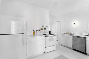 Fridge, microwave, oven, stovetop - Pet-Friendly Historic Home in Charming Hamlet – Cozy & Full of Character (Bovina Center)