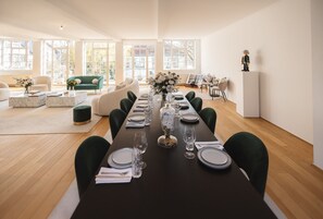 Luxury Duplex | Living area - Châtelain III (Brussels)