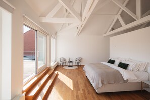 Luxury Duplex | 3 bedrooms, iron/ironing board, free WiFi - Châtelain III (Brussels)