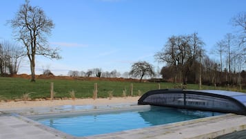 Piscine extérieure, piscine chauffée