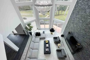 Fernseher, Kamin, Videospiele, Stereoanlage