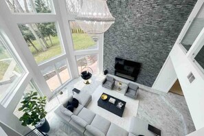 TV, fireplace, video games, stereo