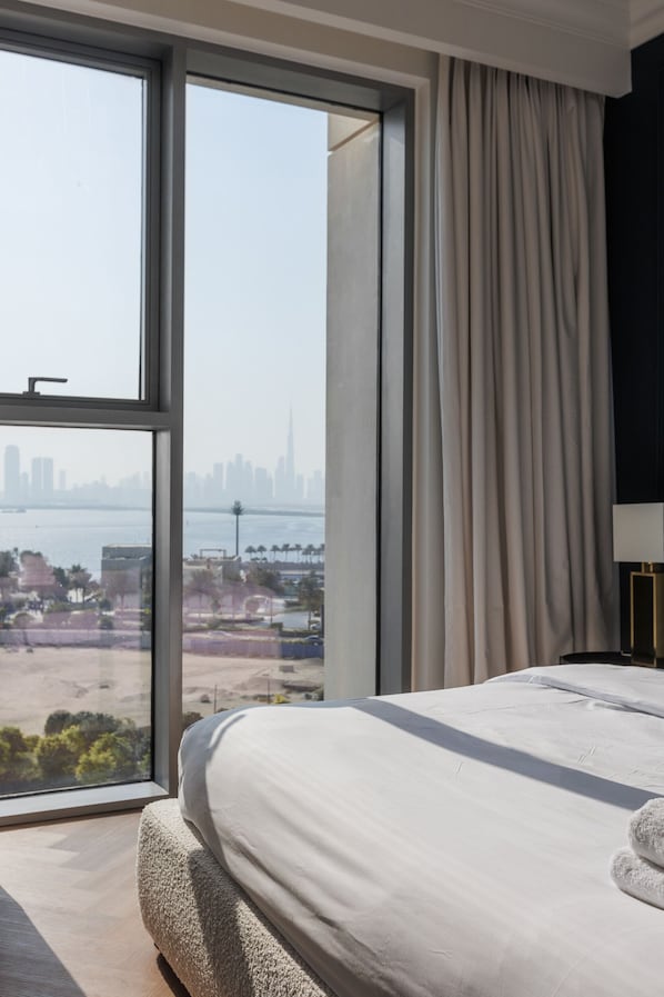 1 bedroom, in-room safe, iron/ironing board, free WiFi
