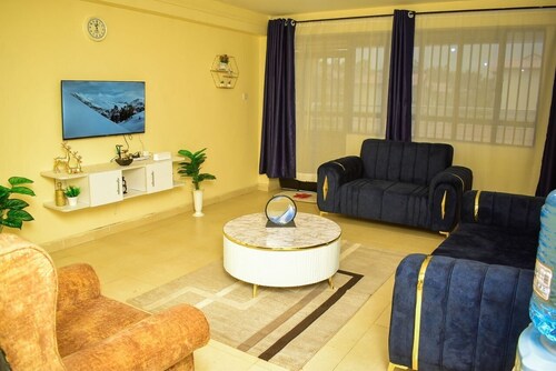 Cozy 3-bedroom all-Ensuite apartment in pleasant Nakuru with Fast WiFi & Netflix