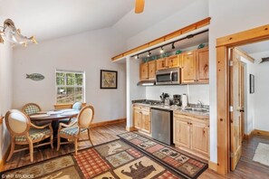 Fridge, microwave, stovetop, coffee/tea maker - Whispering Pines Cabin 2 (Lakeside)