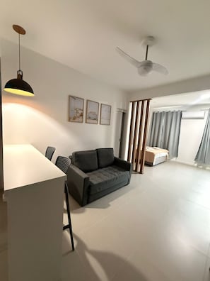Basic Apartment | Interior