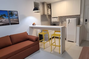 Basic Apartment | Living area