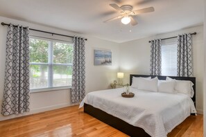 2 室のベッドルーム、WiFi (無料)