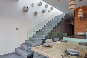 In-room dining - Kite Suite 207 (Tulum)