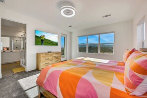 4 bedrooms, WiFi, bed sheets