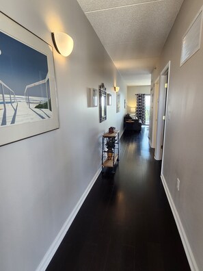 Interior - 9th Floor Riverwalk Retreat.....With Even Better Views!! (Wilmington)