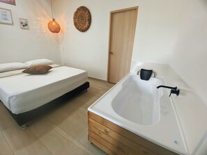 3 soverom, wi-fi og sengetøy