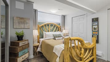 Deluxe Apartment, 2 Bedrooms, Garden View