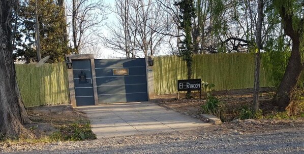 Property grounds - Double Room with Private External Bathroom-Cabañas Finca El Rincón de Lunlunta
(Lunlunta)