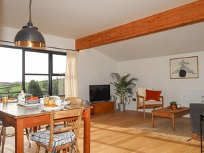 Dining - Church Farm Dairy (Exeter)