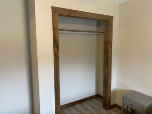 Interior - 2BD 1BA w/Kitchenette close to Silver Dollar City (Branson)