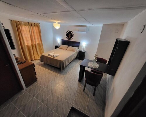 One-Bedroom Suite-Posada y Cabañas "Finca El Rincón de Lunlunta"
