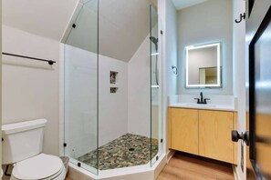 Shower, towels