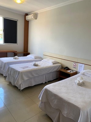 Deluxe-Dreibettzimmer