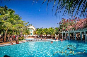 15 outdoor pools, pool umbrellas, pool loungers