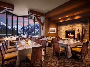 Dining - Everline Resort- Forest View (Olympic Valley)