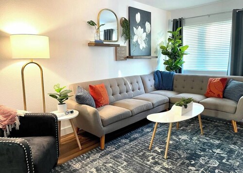 Remodeled 4BR near Maidu Park · Roseville/Granite Bay · Pets OK