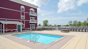 Innenpool, Außenpool