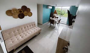 Deluxe Apartment | Living area