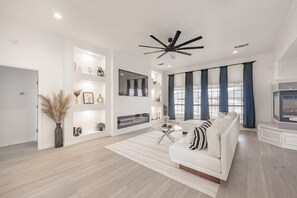 TV, fireplace, offices