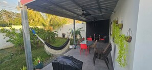 Outdoor dining - CASITA VISTA VOLCAN - NEJAPA
(Nejapa)
