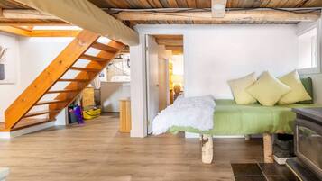 3 chambres, bureau, Wi-Fi, draps fournis
