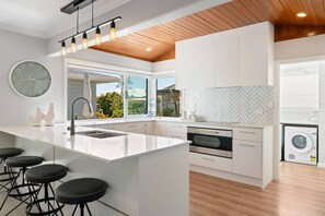 Microwave, oven, stovetop, dishwasher