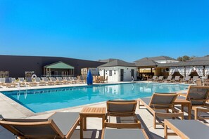 Pool - Serene 3BR Retreat Steps from Corolla Beach (Corolla)